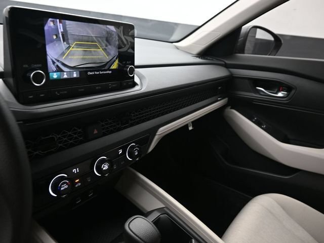 Used 2025 Honda Accord LX image 12