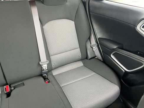 Used 2025 Kia Soul LX w/ LX Technology Package image 33