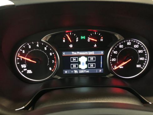 Used 2024 Chevrolet Blazer LT AWD/4WD image 15