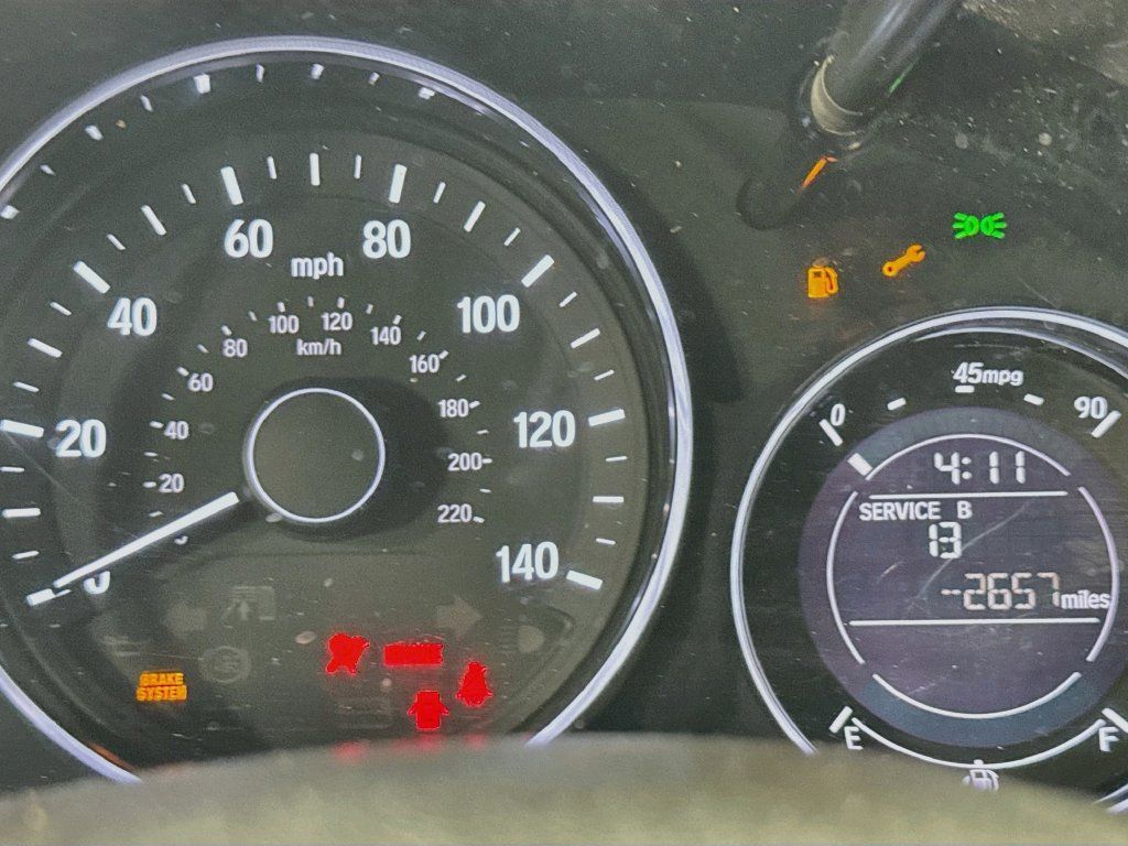 Used 2018 Honda HR-V LX image 17