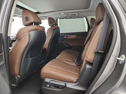 Used 2024 Acura MDX SH-AWD w/ Technology Package image 33