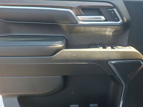 Used 2024 Chevrolet Silverado 1500 LT AWD/4WD image 12