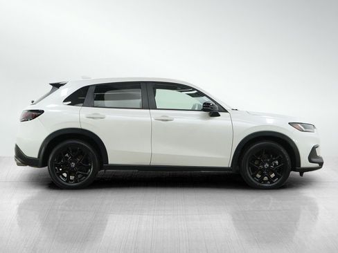 Used 2023 Honda HR-V Sport image 6