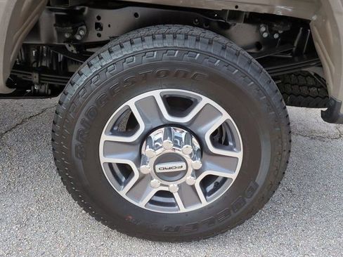 New 2026 Ford F350 Lariat w/ FX4 Off-Road Package AWD/4WD image 11