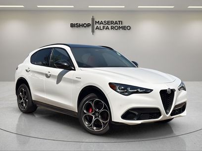Used 2025 Alfa Romeo Stelvio Sprint w/ Veloce Package