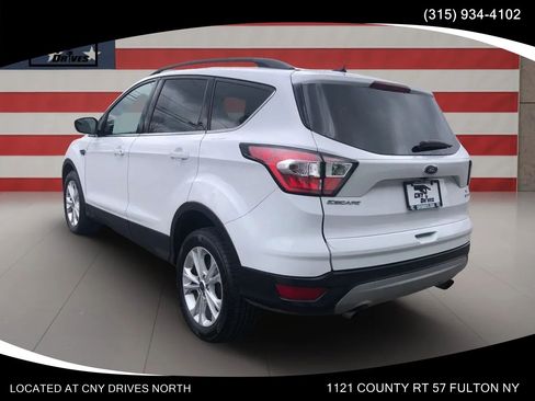 Used 2018 Ford Escape SE AWD/4WD image 7