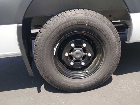 Used 2024 Mercedes-Benz Sprinter 3500 image 11