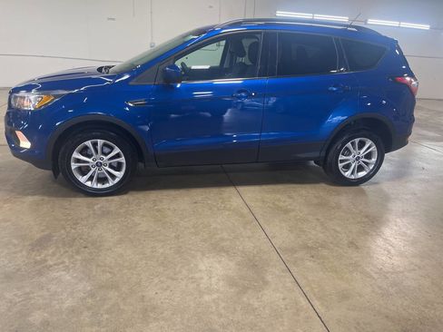 Used 2018 Ford Escape SE image 8