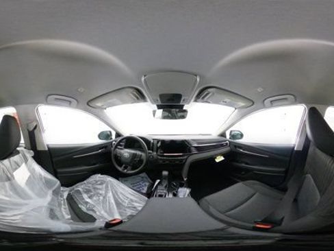 New 2026 Toyota Camry Hybrid FWD image 32