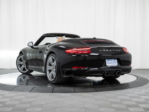 Used 2019 Porsche 911 Carrera image 34