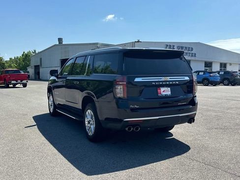Used 2024 Chevrolet Suburban Premier AWD/4WD image 6
