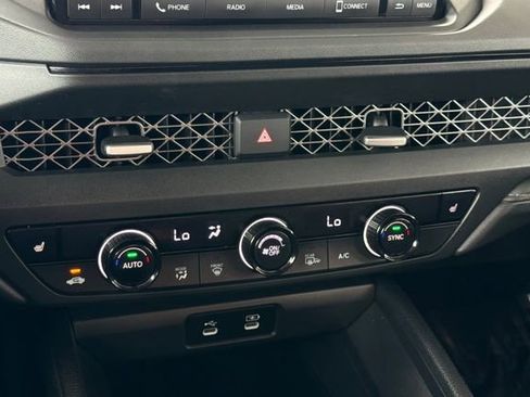 Certified 2024 Honda Accord EX image 23