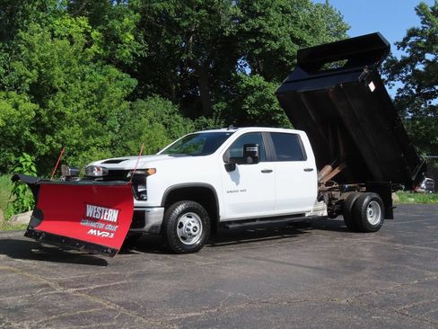 Used 2023 Chevrolet Silverado 3500 W/T w/ WT Convenience Package AWD/4WD image 19