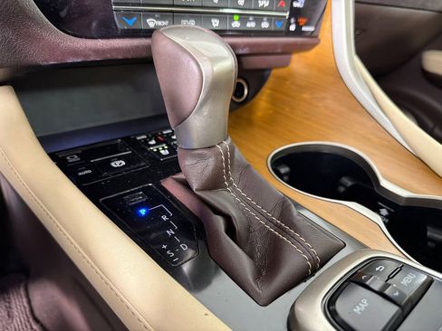 Used 2016 Lexus RX 350 FWD w/ Premium Package image 32