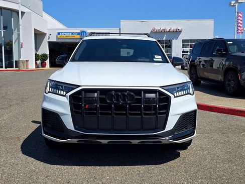 Used 2021 Audi SQ7 Prestige w/ Prestige Package AWD/4WD image 2