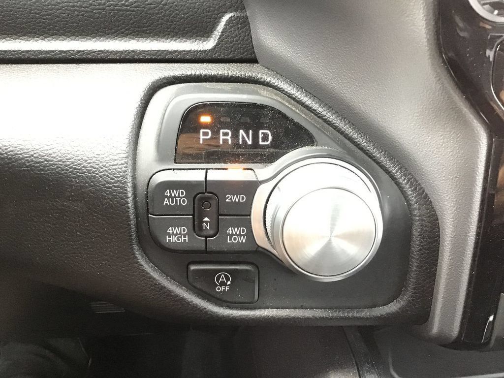 Used 2025 RAM 1500 Laramie AWD/4WD image 15