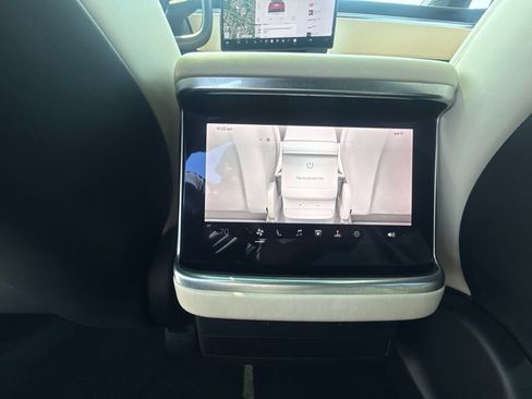Used 2022 Tesla Model X Plaid AWD/4WD image 7