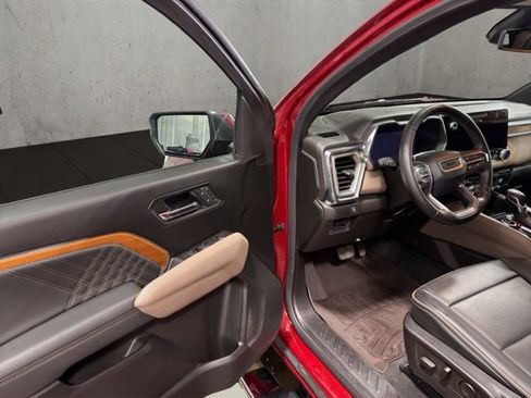 Used 2023 GMC Canyon Denali AWD/4WD image 19