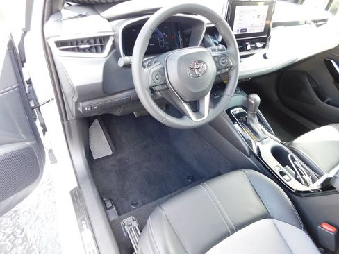 Used 2024 Toyota Corolla XSE FWD image 14