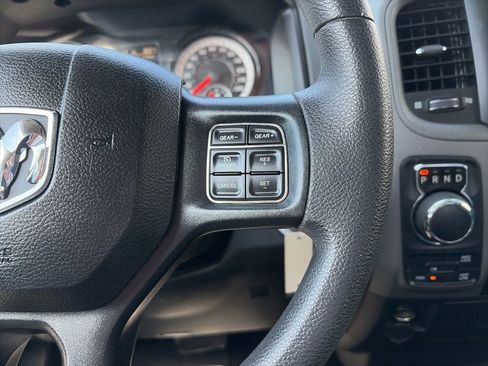 Used 2018 RAM 1500 Express w/ Express Value Package image 18