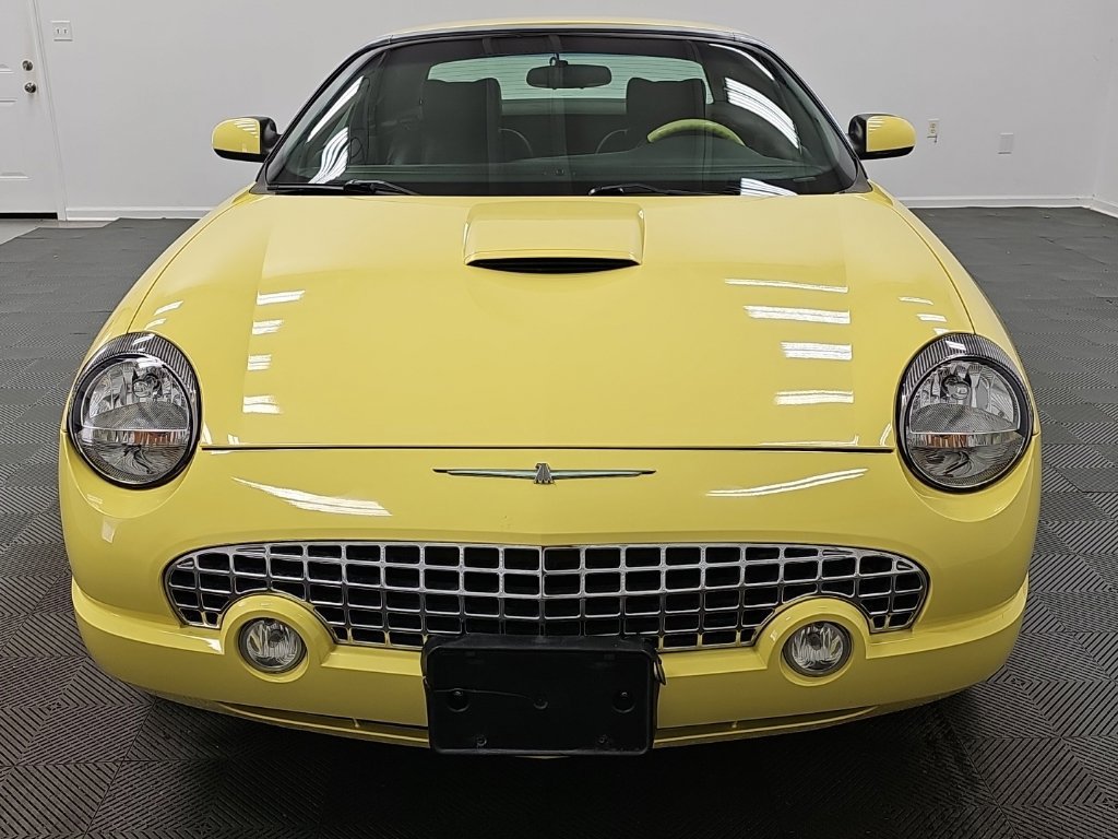 Used 2002 Ford Thunderbird RWD image 4