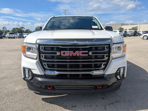 Used 2022 GMC Canyon AT4 w/ Trailering Package image 10