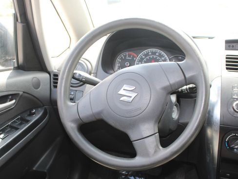 Used 2007 Suzuki SX4 AWD Hatchback image 11