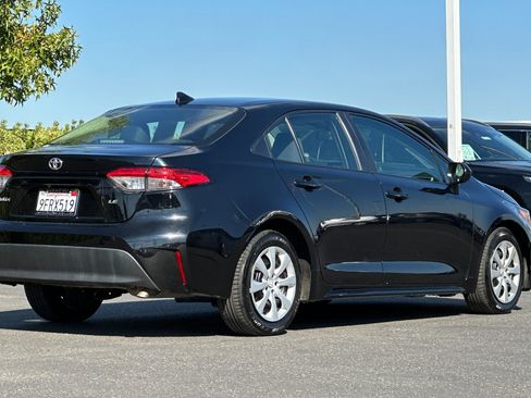 Used 2023 Toyota Corolla LE image 4