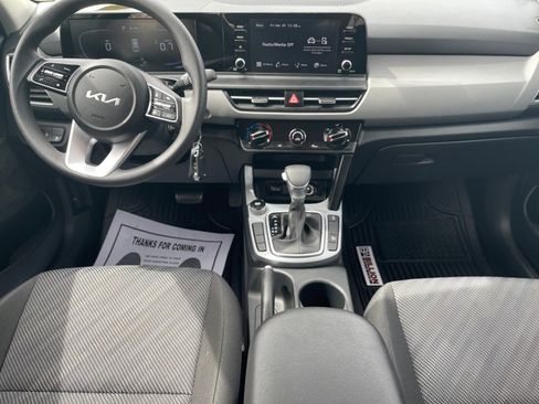 Used 2026 Kia Seltos LX AWD/4WD image 12