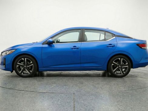 Used 2025 Nissan Sentra SV FWD image 5
