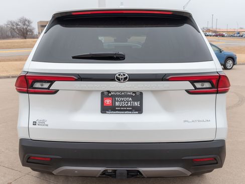 New 2026 Toyota Grand Highlander Platinum image 22