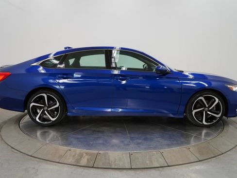 Used 2019 Honda Accord Sport image 8