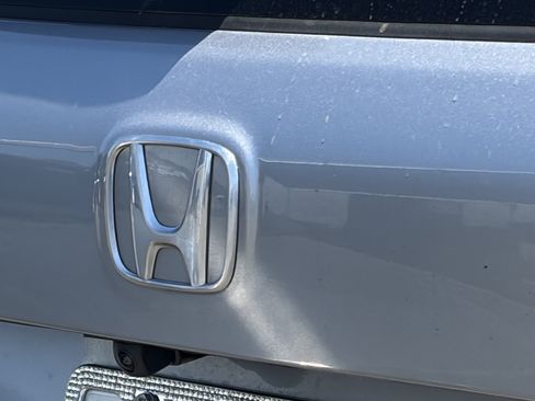 Used 2022 Honda Pilot Sport image 4