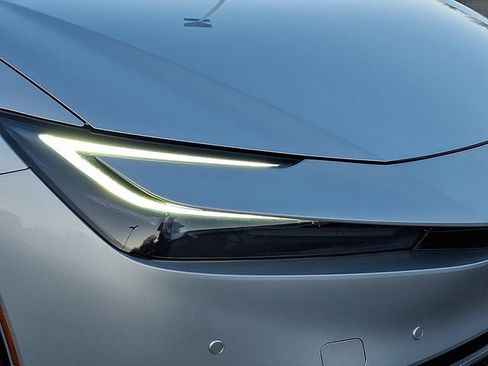 New 2026 Toyota Prius Plug-In Hybrid FWD image 9