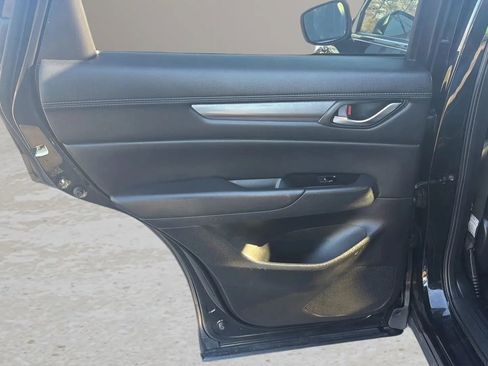 Used 2021 MAZDA CX-5 Touring image 18