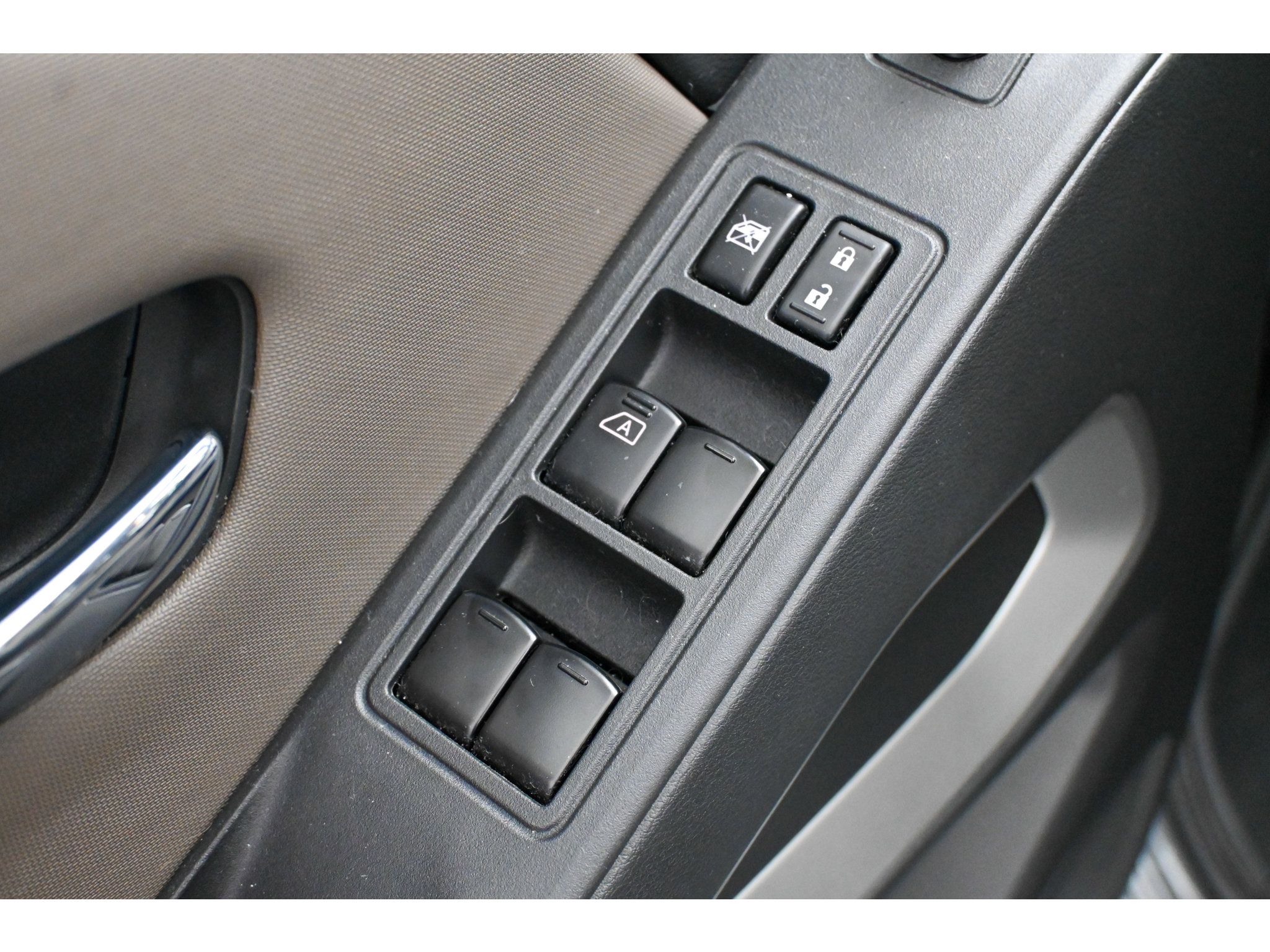 Used 2022 Nissan Frontier SV w/ Technology Package AWD/4WD image 29