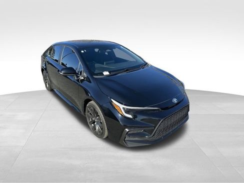 Used 2023 Toyota Corolla SE image 7