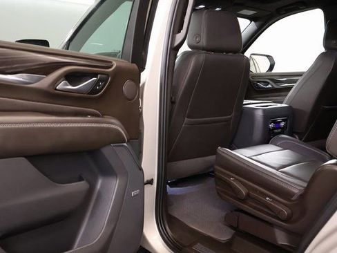 Used 2022 GMC Yukon Denali w/ Max Trailering Package image 27