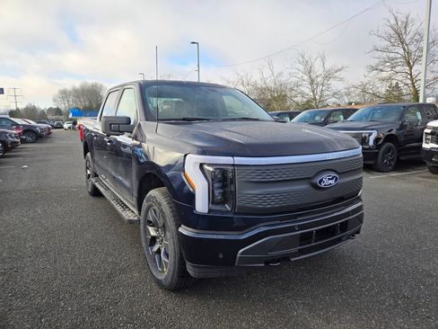 New 2025 Ford F150 Lightning Flash AWD/4WD image 3