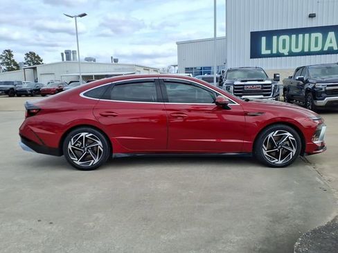 Used 2024 Hyundai Sonata SEL w/ Convenience Package image 4