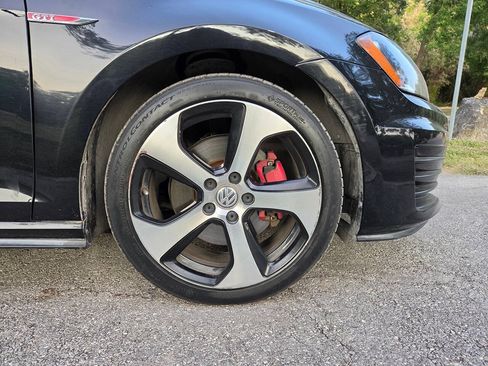 Used 2015 Volkswagen GTI Autobahn FWD image 37