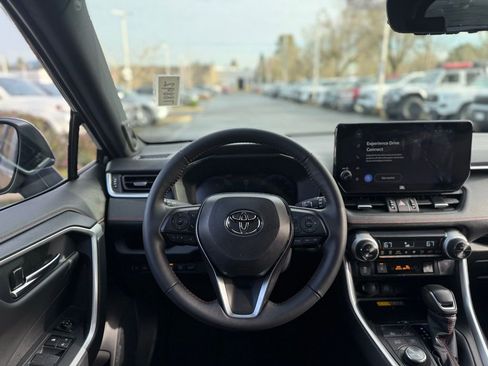 Certified 2025 Toyota RAV4 XSE image 24