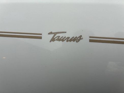 Used 2004 Ford Taurus SES image 36