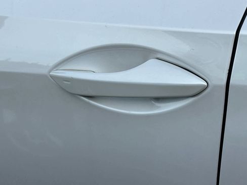 Used 2017 Lexus RX 450h AWD w/ Cold Weather Package image 19