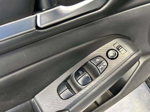 Used 2022 Nissan Altima 2.5 SV FWD image 17