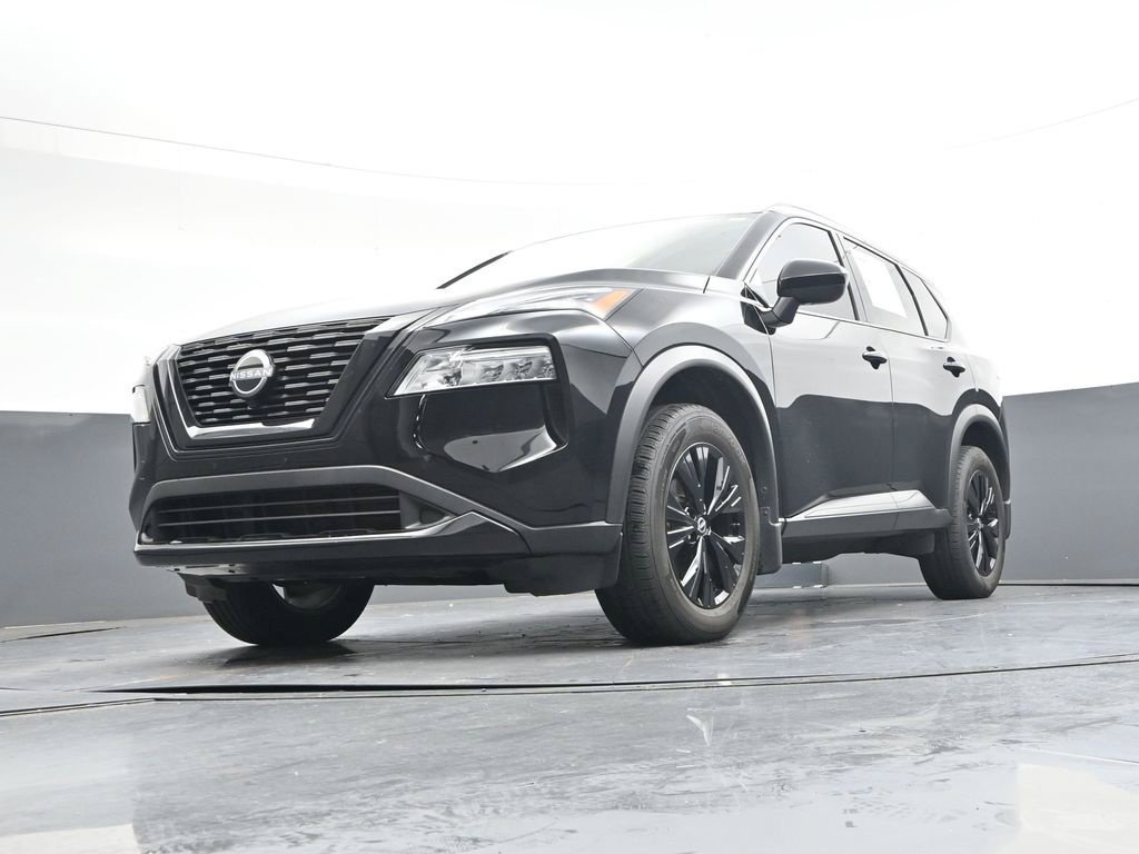 Certified 2023 Nissan Rogue SV w/ SV Premium B Package AWD/4WD image 44