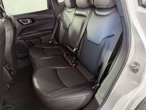 New 2026 Jeep Compass Latitude image 15