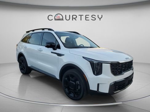 Certified 2025 Kia Sorento SX AWD/4WD image 5