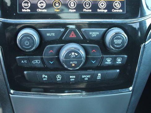 Used 2021 Jeep Grand Cherokee Trailhawk w/ Premium Lighting Group image 21