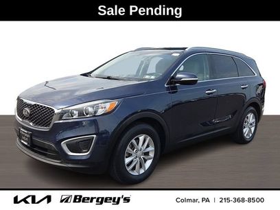 Used 2017 Kia Sorento FWD w/ LX Convenience Package